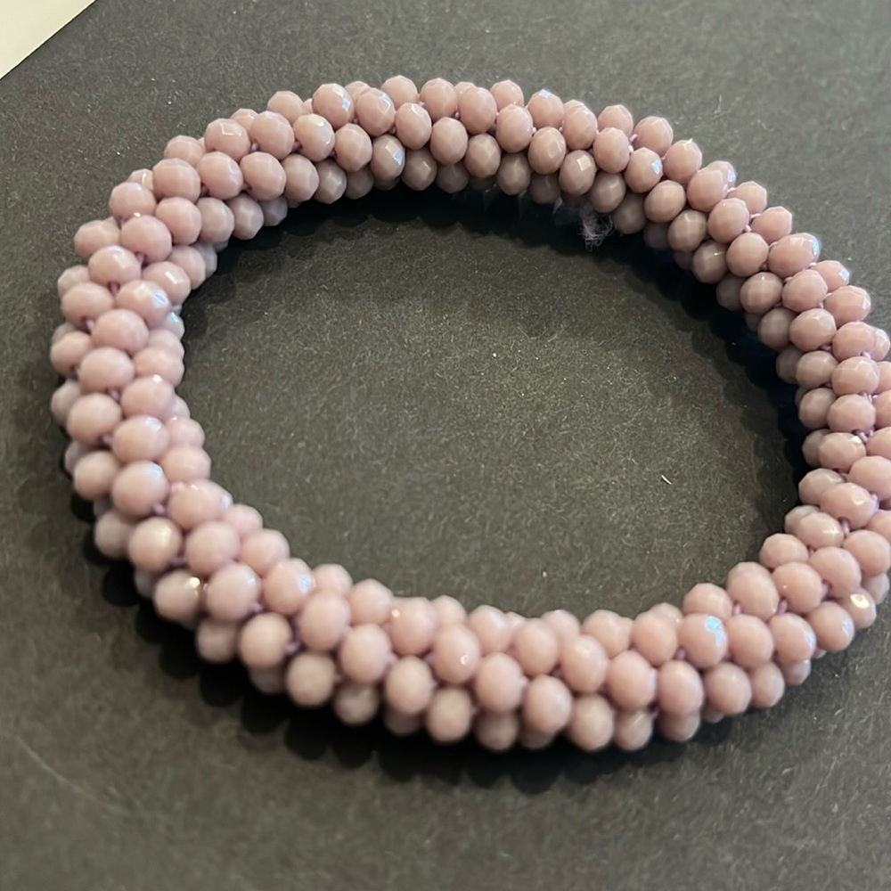 Lavender colored beaded bracelet